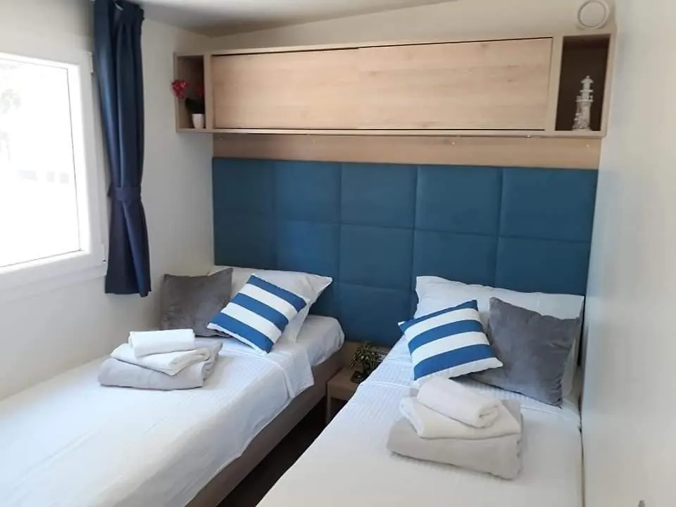 Mobile Home Morska Vila Biograd na Moru Kemping