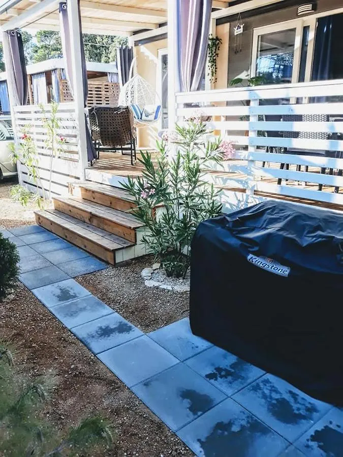 **** Kemping Mobile Home Morska Vila Biograd na Moru Horvátország