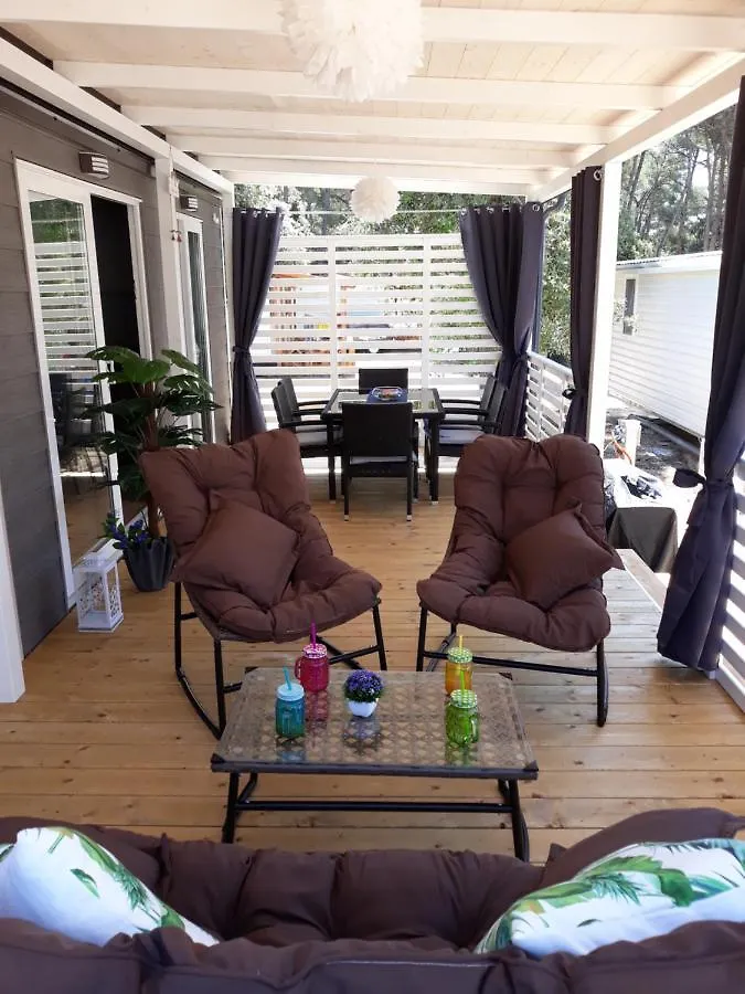 Mobile Home Morska Vila Biograd na Moru Kemping